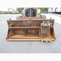 Экскаватор - погрузчик Volvo BL 71 2006 года