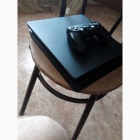 Продам PS4 SLIM 1TB