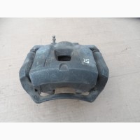 Суппорт передний правый Toyota Previa Estima 1999-2004 4773028260 47730-28260