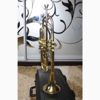 Труба музична помпова Trumpet BACH TR300 USA ML оригінал