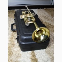 Труба музична помпова Trumpet BACH TR300 USA ML оригінал