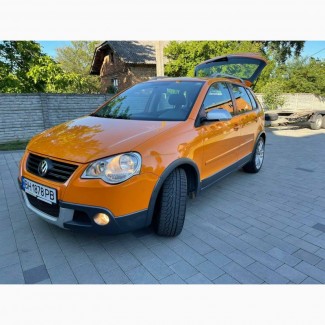 Продаю машину Volkswagen CrossPolo в хорошем состоянии