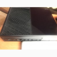 Срочно Продам Xbox One 500 gb