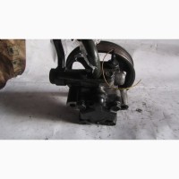 Насос гидроусилителя руля 2.7 Hyundai Trajet 2000-2007 571003A100