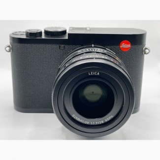 Leica Q2 Compact Digital Camera