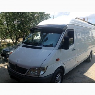 Козырёк солнцезащитный на лобовое стекло Mercedes Sprinter