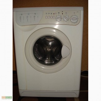 Продам б/у стиральную машинку Indesit W84TX