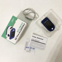 Комплект: пульсоксиметр Fingertip pulse oximeter + тонометр для измерения давления