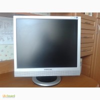 Монитор Samsung SyncMaster 913TM