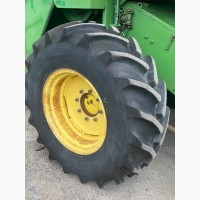 Комбайн John Deere