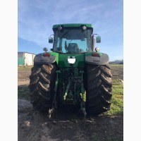 Трактор John Deere 8320