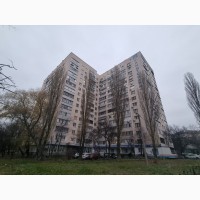 Продам 3 комнат.квартиру 86 кв.м. на бул.Чоколовском 40