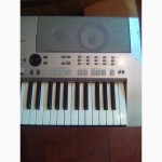 Продам синтезатор Yamaha PSR S-500