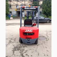 Вилковий автонавантажувач JAC CPCD15 4, 5m