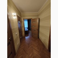 Продам 3к квартиру 85м2 на Харківське шосе 180/21, Київ, метро Вирлиця