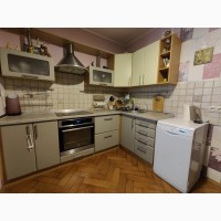 Продам 3к квартиру 85м2 на Харківське шосе 180/21, Київ, метро Вирлиця