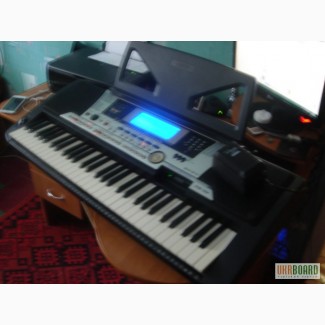 Yamaha PSR 550