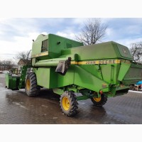 Комбайн John Deere 1065