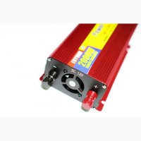 Преобразователь (инвертор) 12V-220V 2000W Red