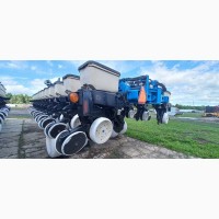 Сівалка точного висіву пневматична KINZE 3700 Precision Planting 24р