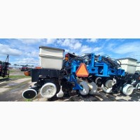 Сівалка точного висіву пневматична KINZE 3700 Precision Planting 24р