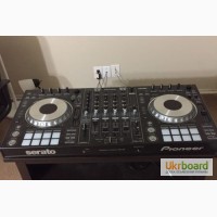 Pioneer DDJ-SZ Professional DJ Controller with Serato