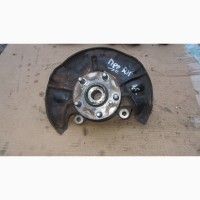 Цапфа передняя правая (в сборе с ступицей под ABS) Toyota Avensis T250 T25 2003-2008