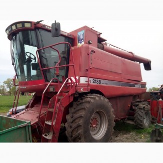 Комбайн зернозбиральний Case IH 2188