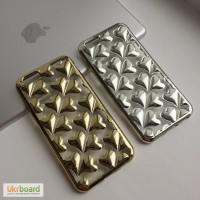 Чехол силиконовый с 3D сердечками на iPhone 6/6S