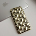 Чехол силиконовый с 3D сердечками на iPhone 6/6S