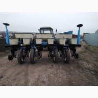 Сеялка KINZE 2000 6 рядная. Состояние отличное. Цена договорная