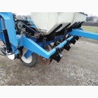 Сеялка KINZE 2000 6 рядная. Состояние отличное. Цена договорная