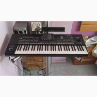 Корг pa3x 76 Key Pro Arranger Клавіатура для продажу