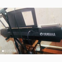 Продам синтезатор ямаха psr550