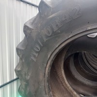 Бу шина 710/70R42 BKT (трактор задняя шина)