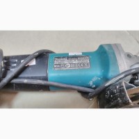 Купити дешево кутову шліфмашинку Makita 9558HN, фото, опис