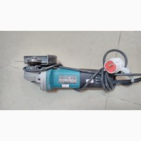 Купити дешево кутову шліфмашинку Makita 9558HN, фото, опис