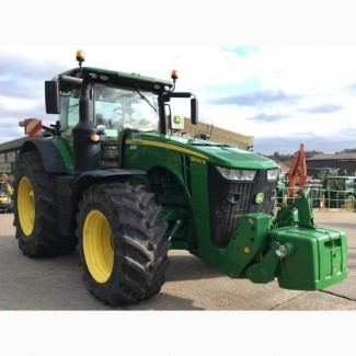 Трактор John Deere 8400R