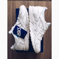 Продам чоловічі кросівки Asics Gel - Lyte V HL703.0101 (28, 5 см)