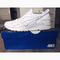 Продам чоловічі кросівки Asics Gel - Lyte V HL703.0101 (28, 5 см)