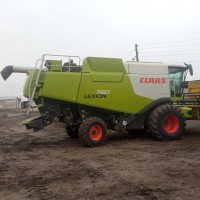 Комбайн зерноуборочный Claas Lexion 760