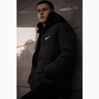 Куртка зимова чорного кольору Nike на пуху