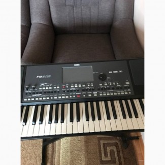 Korg PA600