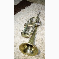 Музична труба помпова Trumpet продаю Amati ATR 331 Чехія золотиста