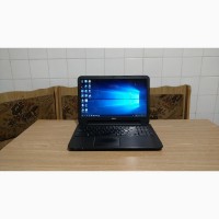 Ноутбук Dell Inspiron 3521, 15.6, i5-3337U, 8GB, 750GB, косметичні дефекти. Гарантія