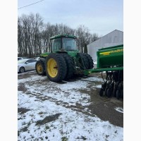 Трактор John Deere 8400