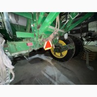 Обприскувач John Deere 4940