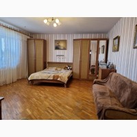 Продам 3 комнатную квартиру 118 кв.м. на Оболонских Липках, пр.Г.Сталинграда 14г