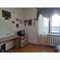 Продам 3 комнатную квартиру 118 кв.м. на Оболонских Липках, пр.Г.Сталинграда 14г