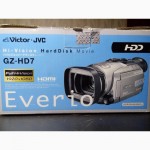 Продам б/у видеокамеру JVC Everio GZ-HD7